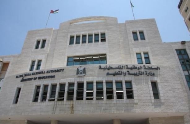 الأونروا تعلن عدد من المستفيدين من برنامج التشغيل المؤقت الجديد بتمويل قطري