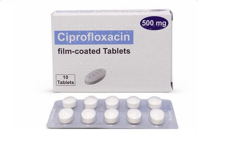 دواء سيبروفلوكساسين Ciprofloxacin: دواعي وطريقة الاستخدام، التحذيرات، والآثار الجانبية